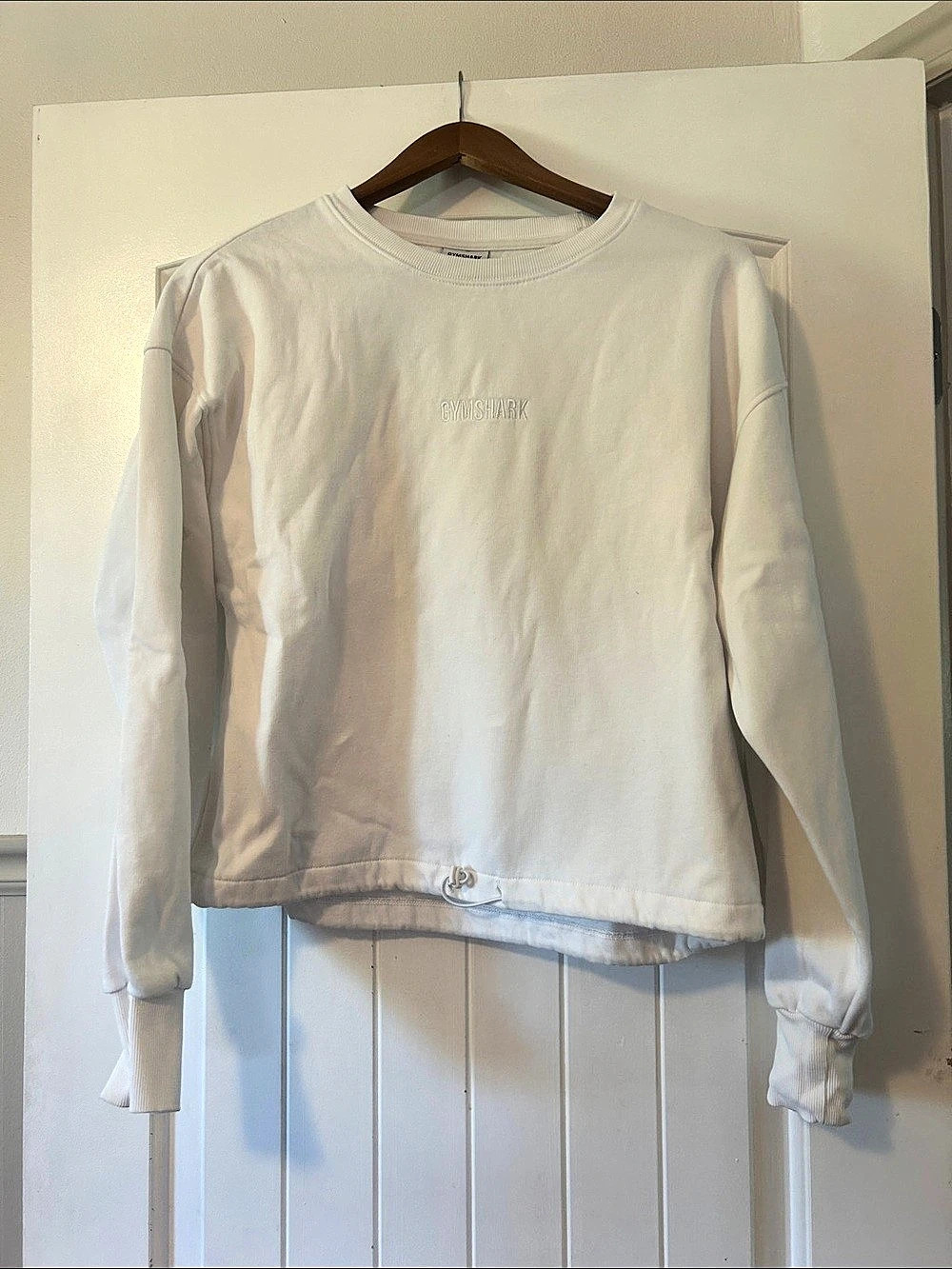 Gymshark Training Cropped Sweatshirt White Women's Large